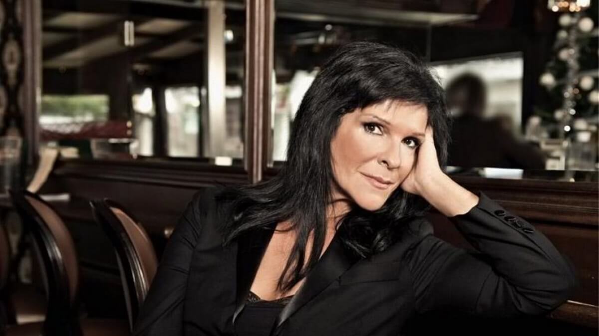 Το τόλμησε η Σοφία Βόσσου και άλλαξε τα μαλλιά της μετά από 25 χρόνια!