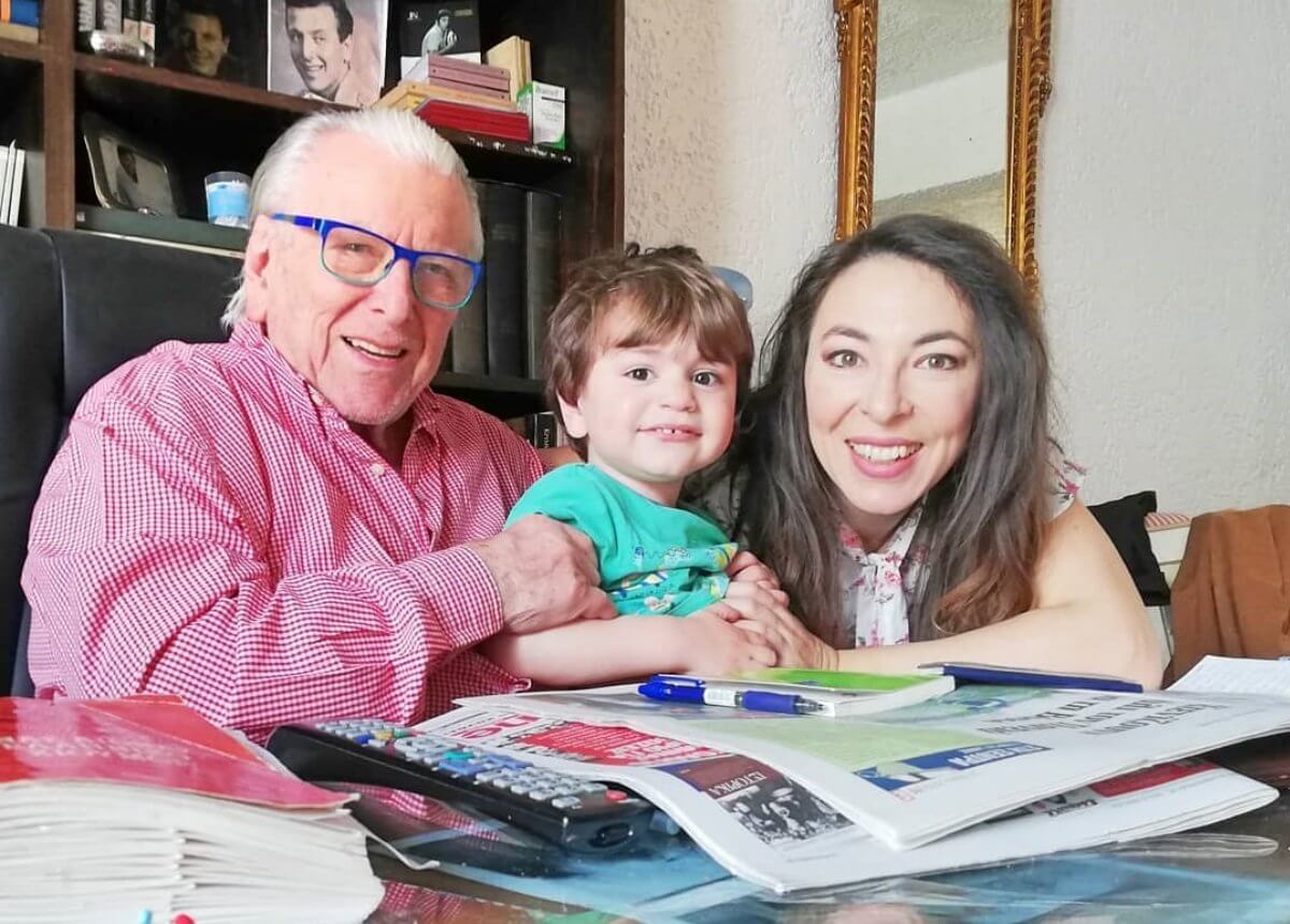 Η Αλίκη Κατσαβού δημοσίευσε το πιο τρυφερό video για τους άντρες της ζωής της!