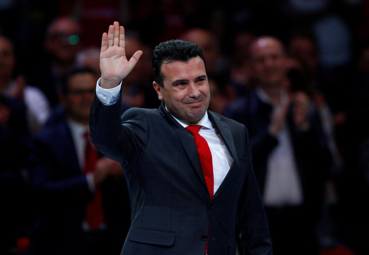«Δραματικός» Ζάεφ: Αν δεν ξεκινήσουν οι ενταξιακές συνομιλίες με την ΕΕ θα πέσει η κυβέρνηση!