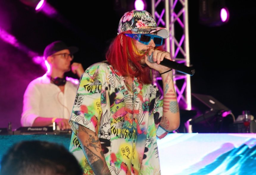 Sin Boy: Χαμός στην πλατινένια απονομή του «Mama?»!