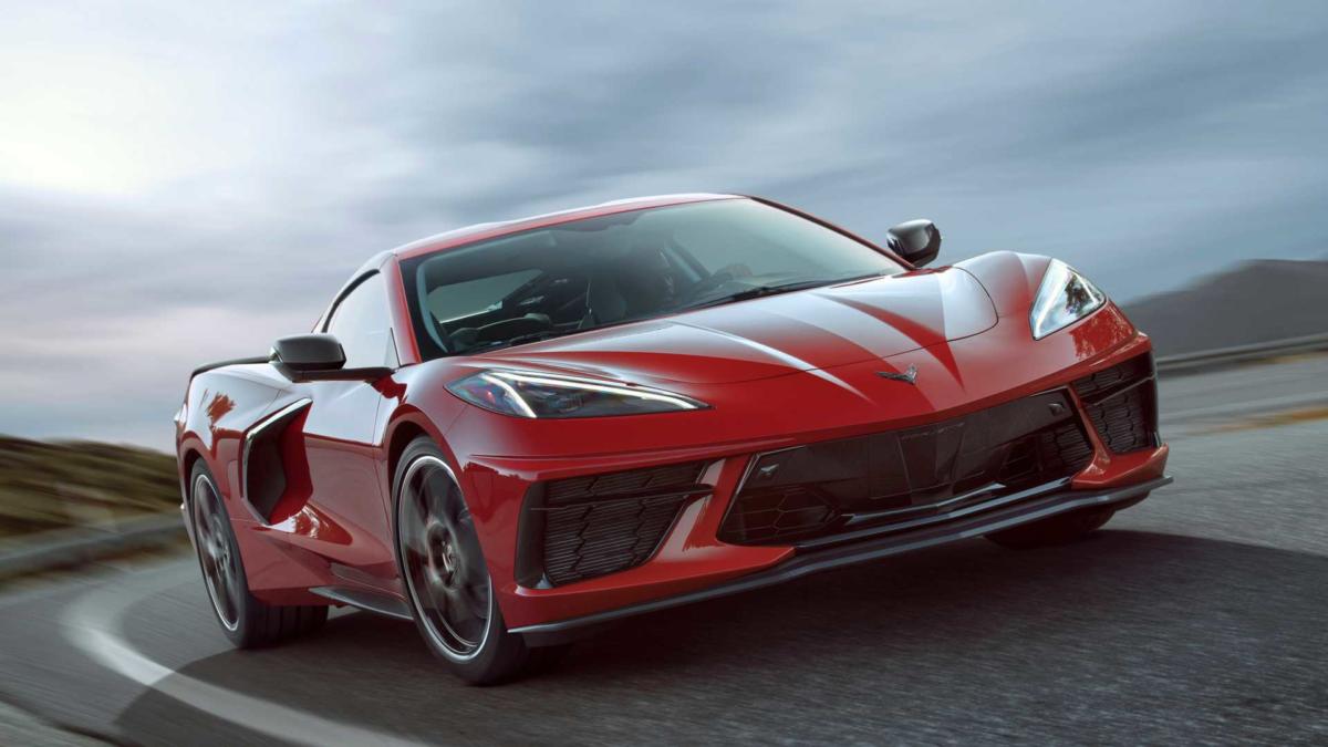 Έτοιμη η νέα Chevrolet Corvette Stingray [vids]