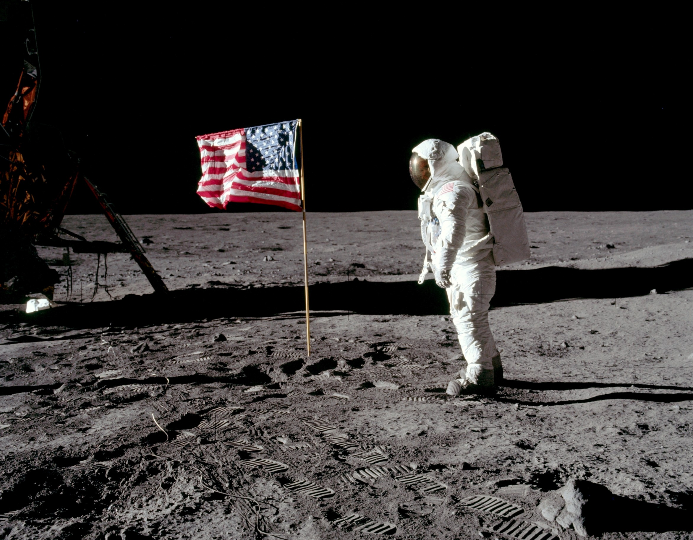 Apollo 11: 50 χρόνια από την μυθική αποστολή και τον περίπατο στη Σελήνη! Video