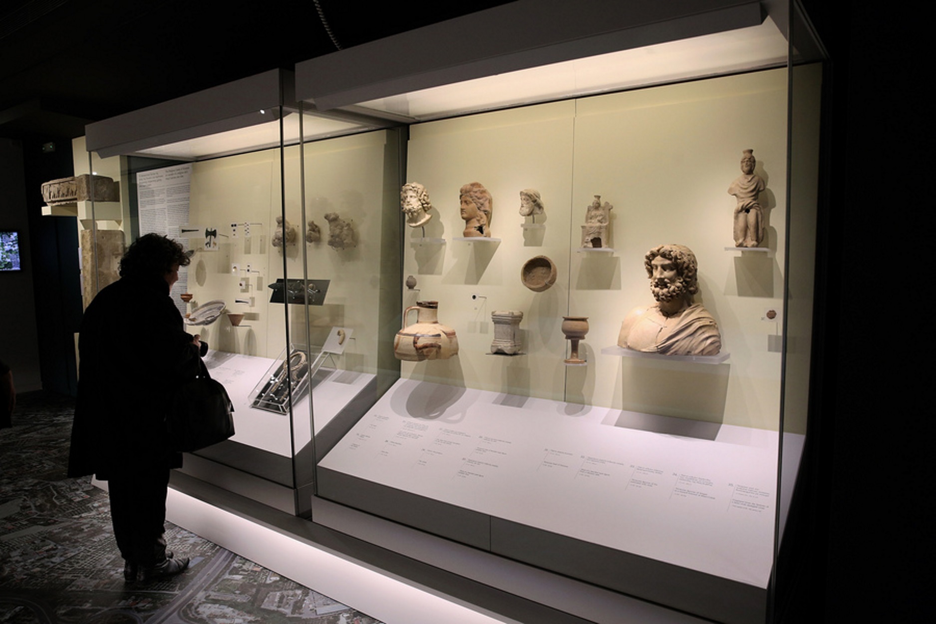 Χανιά: Ανακαλύφθηκαν αρχαία γλυπτά της Αρτέμιδας και του Απόλλωνα!