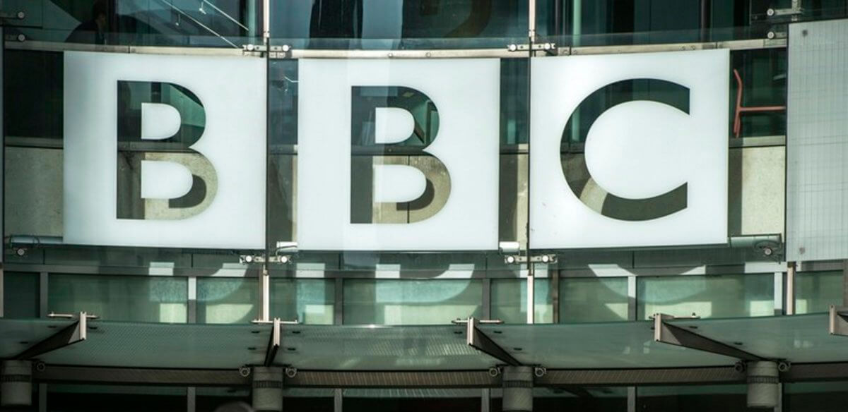 Η κατάργηση του φαξ έφτασε έως το… BBC
