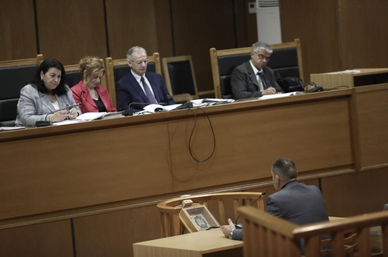 Δίκη Χρυσής Αυγής: Πήγα να βοηθήσω «από… ανθρωπισμό» λέει ο Αθανάσιος Τσόρβας!