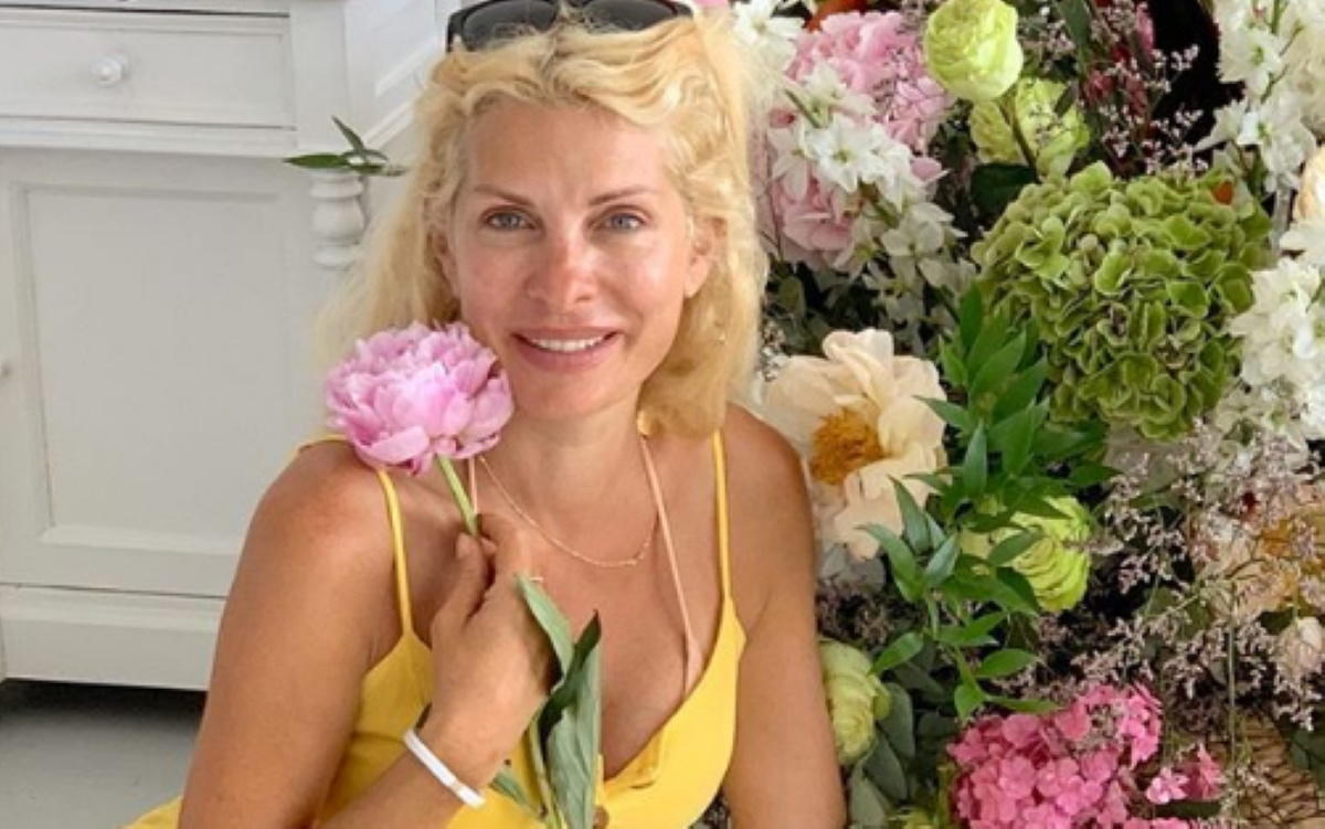 Η Ελένη Μενεγάκη απαντά στα σχόλια για τη συγκεκριμένη φωτογραφία!