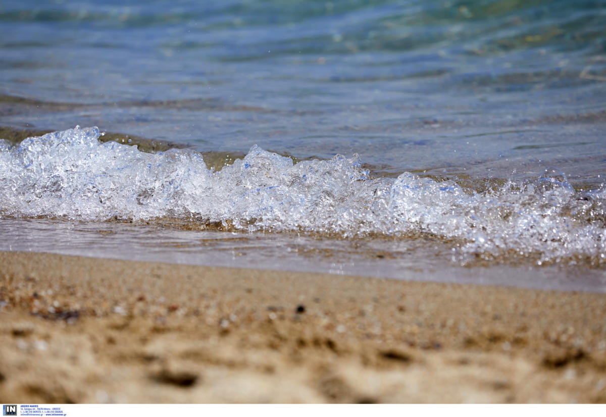 Εύβοια: Ηλικιωμένος έχασε τη ζωή του από πνιγμό σε παραλία της Καρύστου
