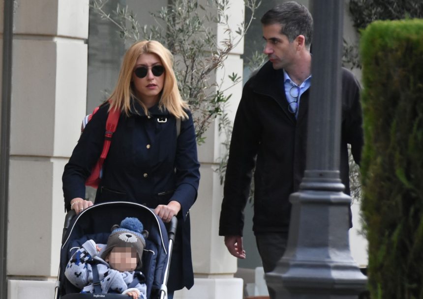 Οι ξέγνοιαστες καλοκαιρινές στιγμές της Σίας Κοσιώνη με τον γιο της!