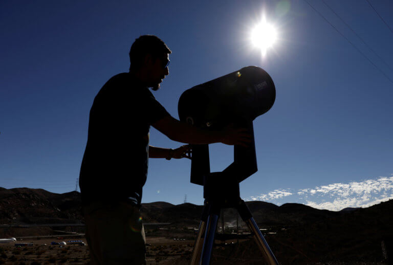 Ολική έκλειψη ηλίου πάνω από τη Χιλή! Ιστορικό γεγονός, μεγάλες προσδοκίες