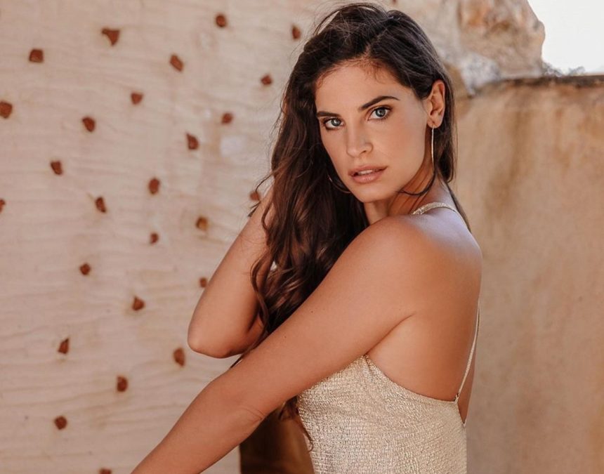 Χριστίνα Μπόμπα: Κάνει γυμναστική φορώντας μόνο το μπικίνι της και… κολάζει! [video]