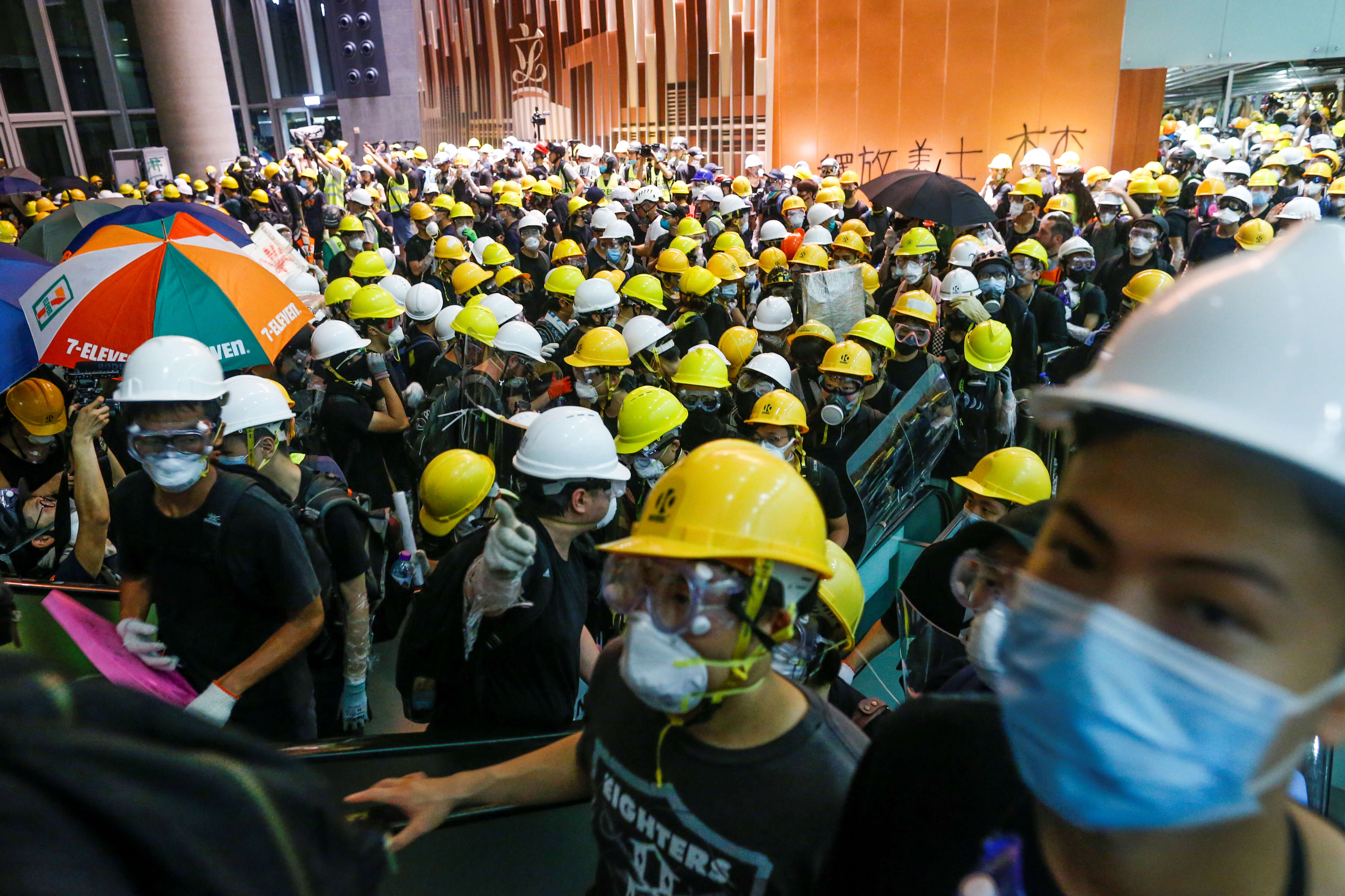 Κίνα: Πυρά κατά Τραμπ για ανάμειξη στις εσωτερικές υποθέσεις του Χονγκ Κονγκ