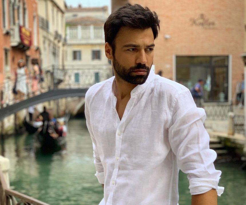 Ο Ανδρέας Γεωργίου μοιράζεται στιγμιότυπα από τα γυρίσματα της νέα σειράς στην Ιταλία!