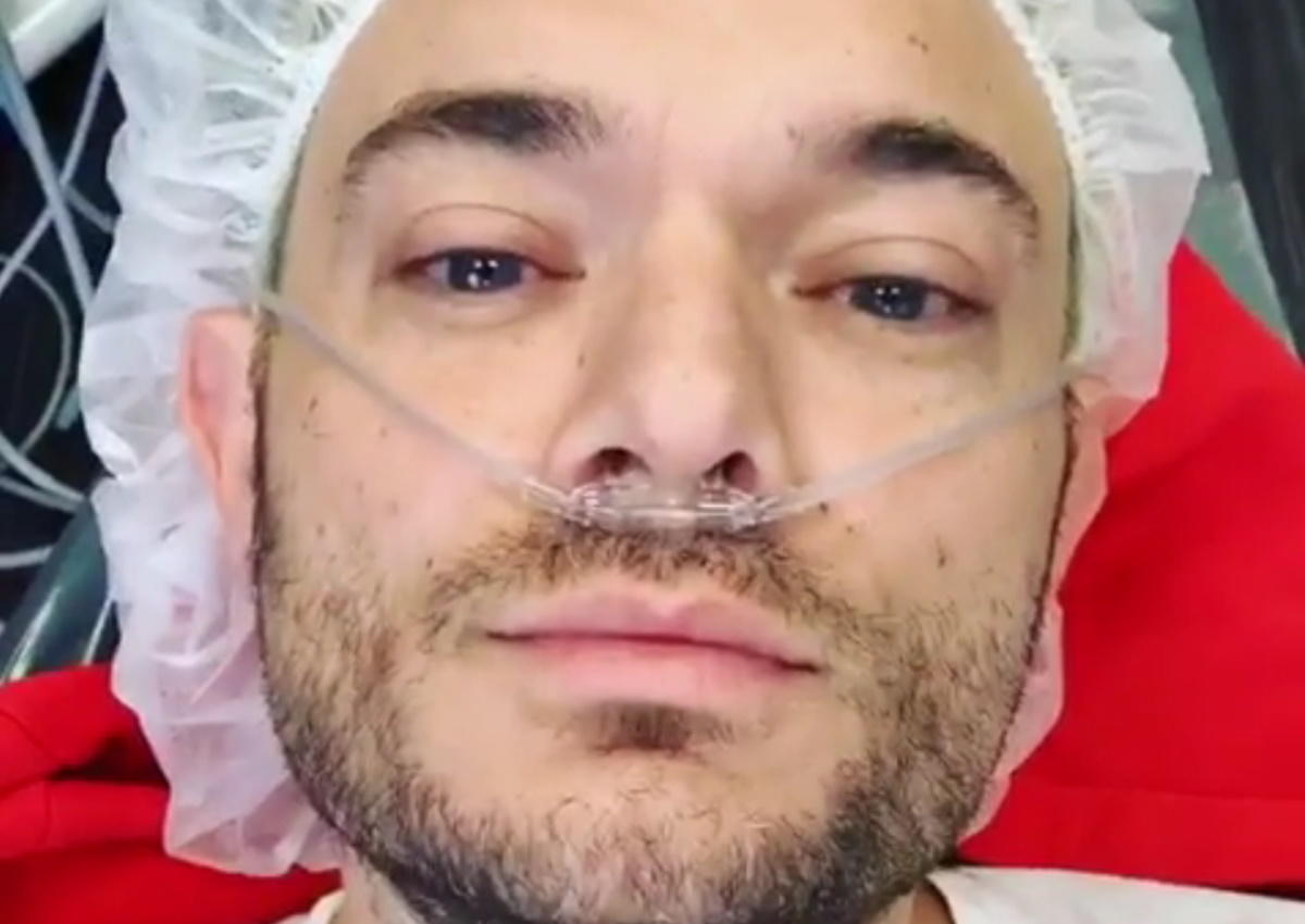 Στο νοσοκομείο ο Δημήτρης Γιαννέτος – Το χειρουργείο και η παραμόρφωση στο πρόσωπό του