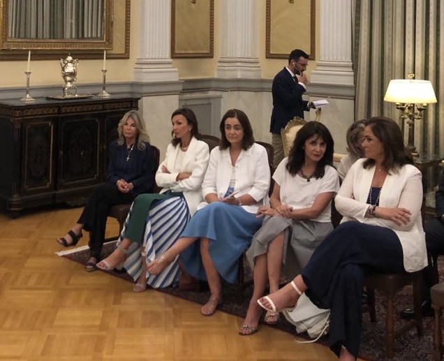 Η πεθερά του Κυριάκου Μητσοτάκη τον καμάρωσε στην ορκωμοσία του!