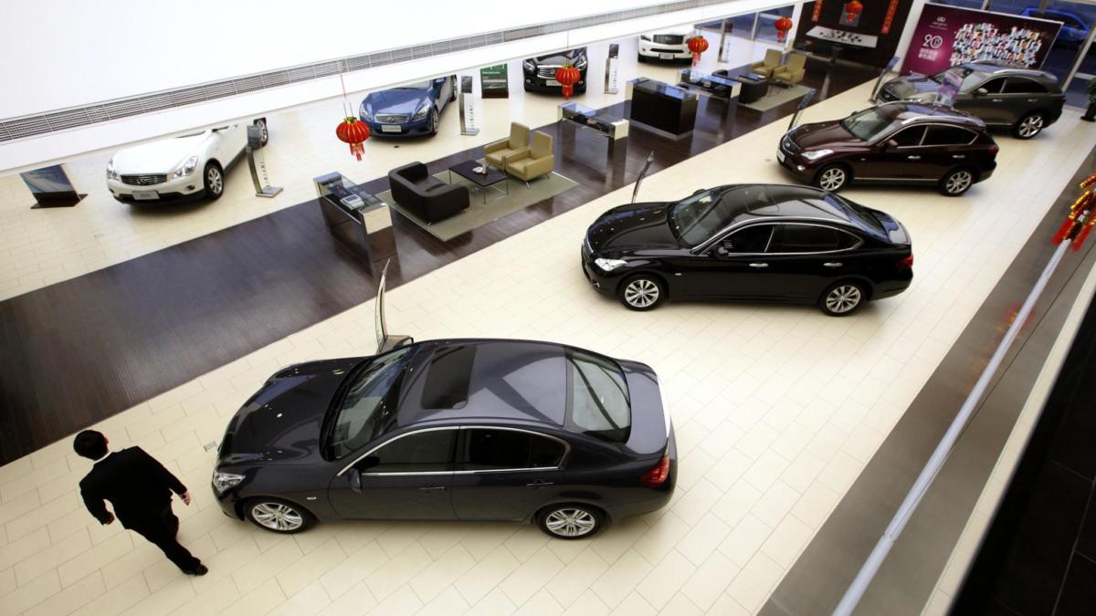 Γιατί η «premium φίρμα» της Nissan απέτυχε στην Ευρώπη;