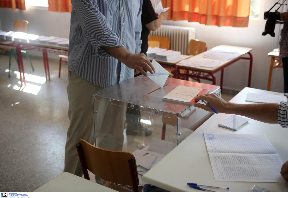 Εκλογές 2023 – Δημοσκόπηση Pulse: Στο 6,5% το προβάδισμα της ΝΔ από τον ΣΥΡΙΖΑ