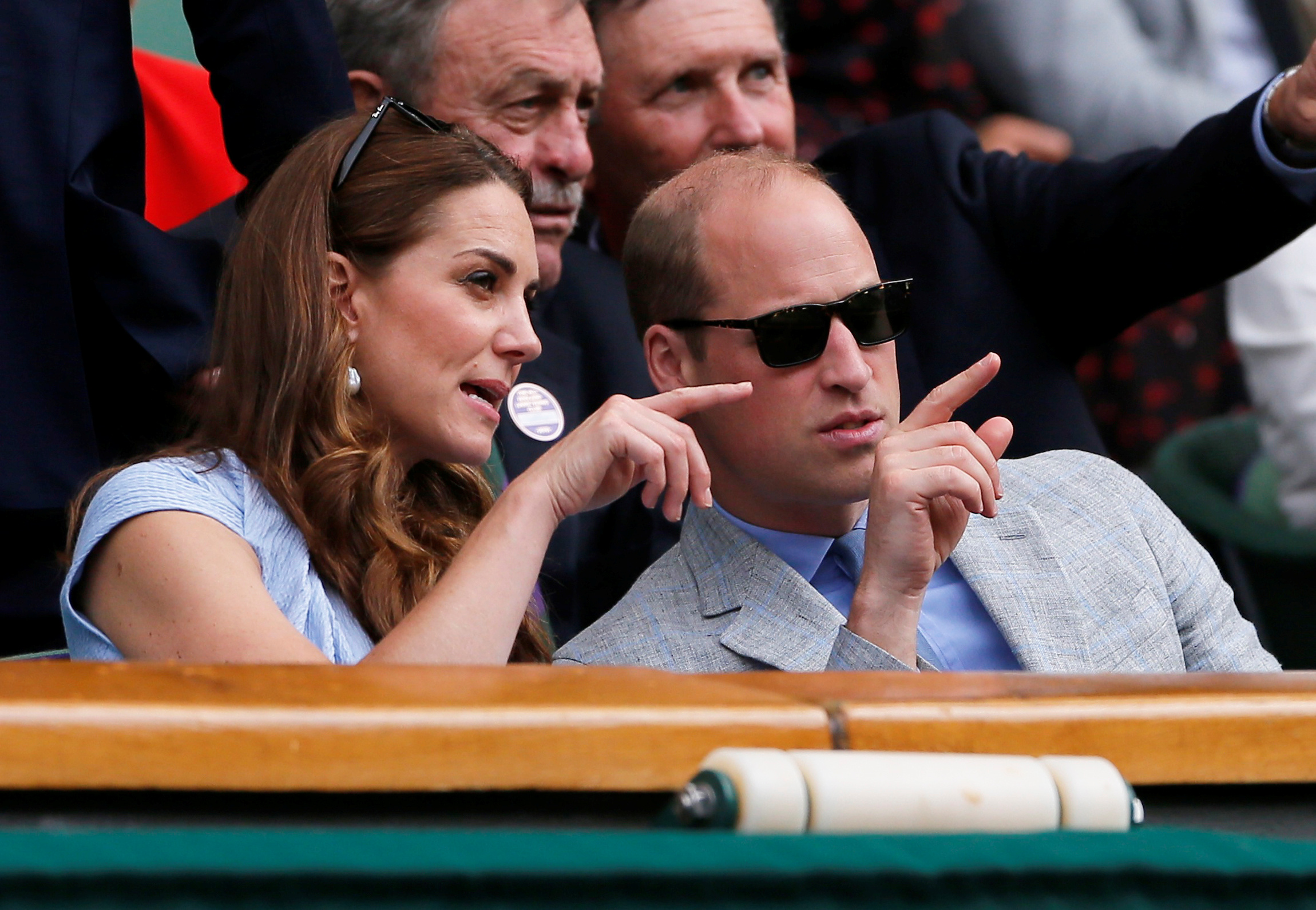 Ο Πρίγκιπας William και η Kate Middleton παρακολούθησαν μαζί τον τελικό του Wimbledon [pics]