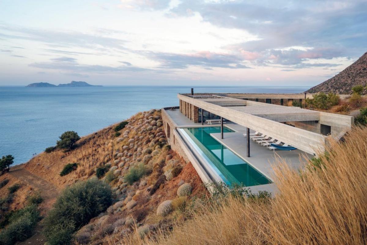 Μια κατοικία-όαση στα νότια παράλια της Κρήτης