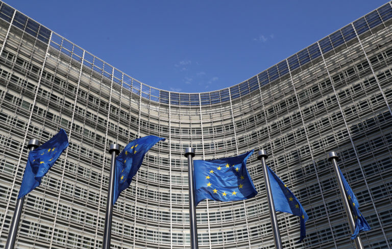Η Κομισιόν δεν θα προχωρήσει σε πειθαρχική διαδικασία σε βάρος της Ιταλίας