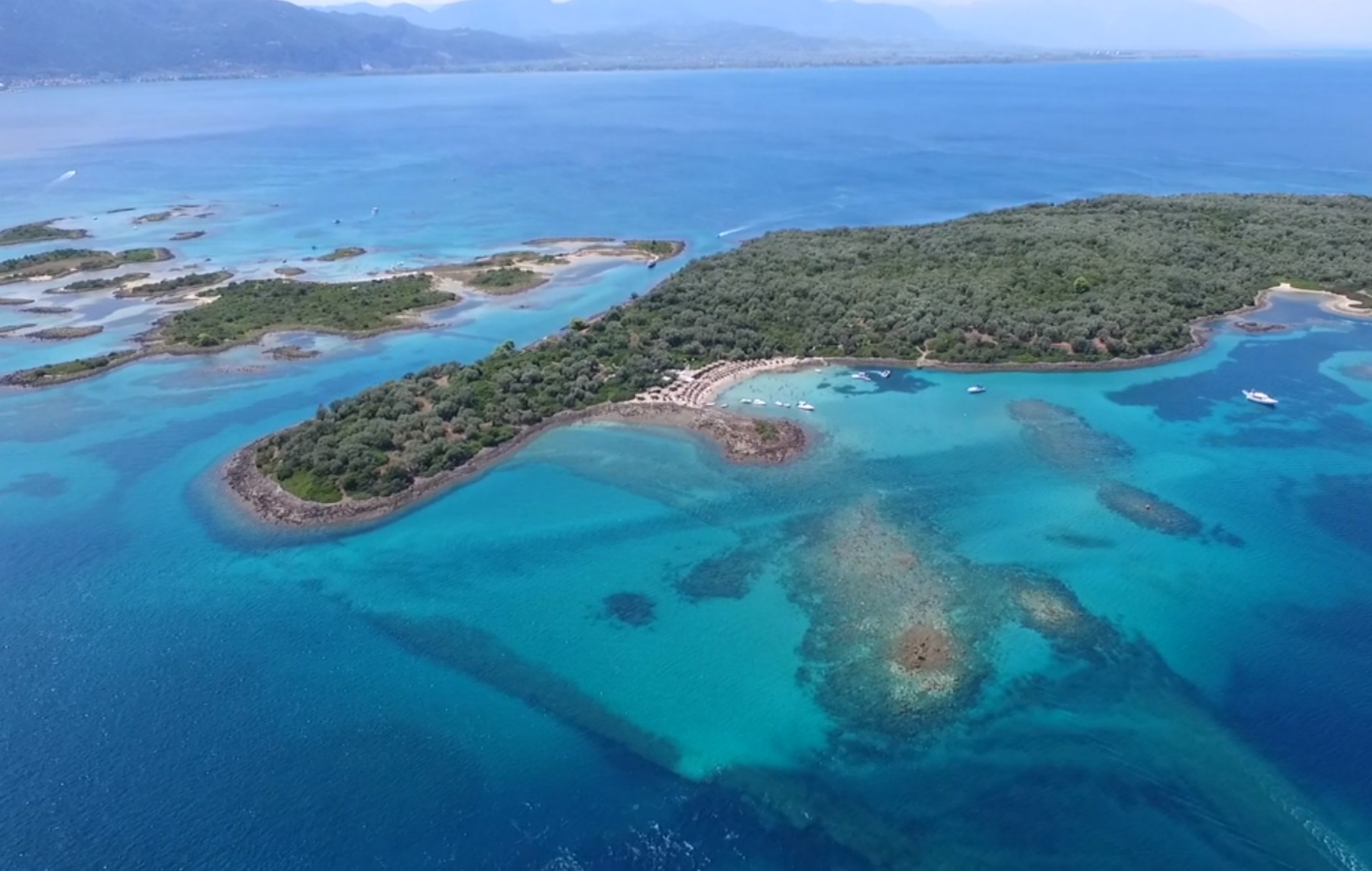 Αυτές είναι οι ελληνικές «Σεϋχέλλες» – Εικόνες που κόβουν την ανάσα