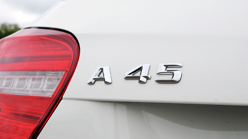 Πρώτες φωτογραφίες των νέων Mercedes-AMG A 45 και CLA 45 4MATIC