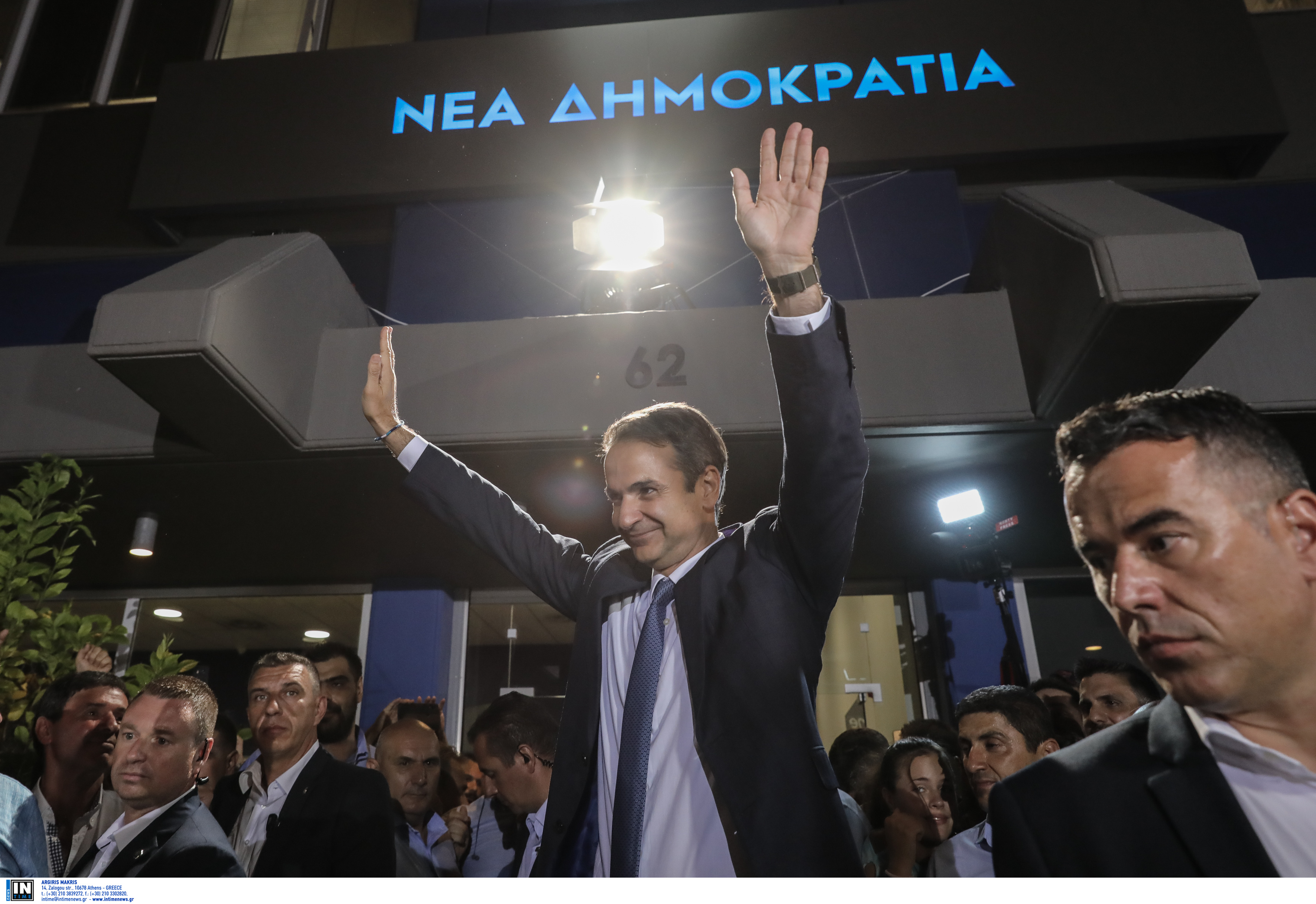 Εκλογές 2019 – Ιταλικός Τύπος: «Καθαρή νίκη της κεντροδεξιάς»