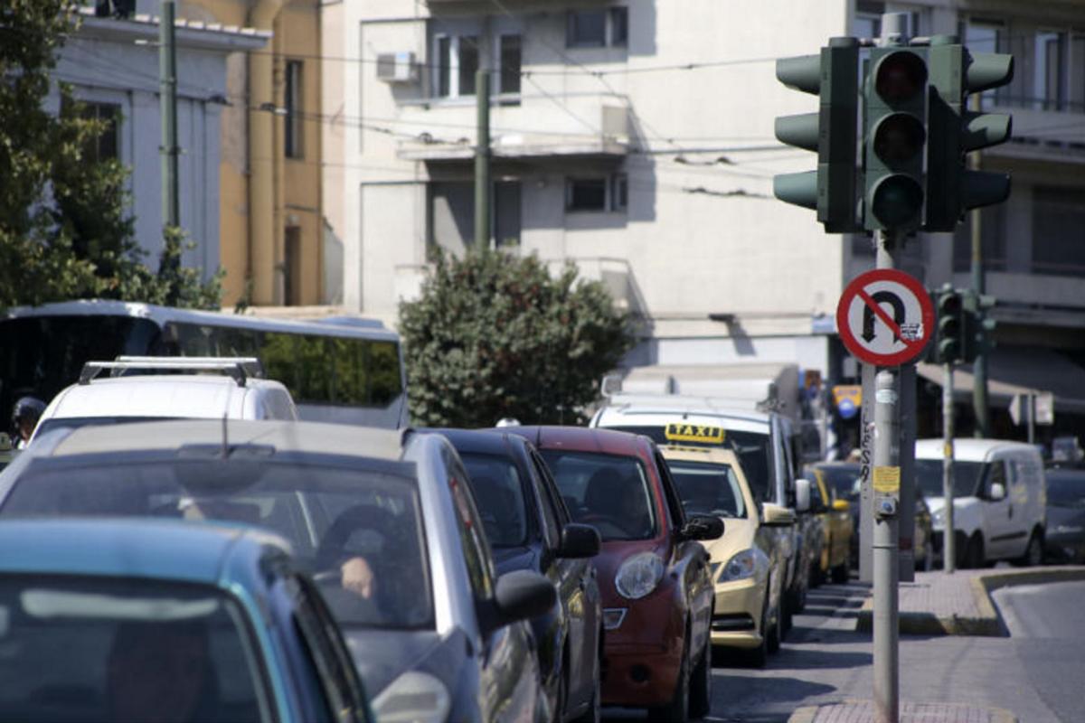 Διακοπές ηλεκτρικού ρεύματος στη Γλυφάδα