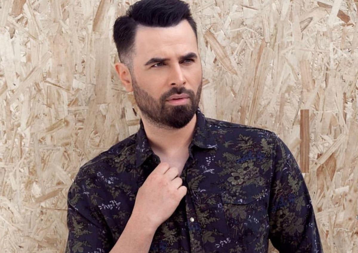 Αγνώριστος ο Γιώργος Παπαδόπουλος – Η αλλαγή στο look του