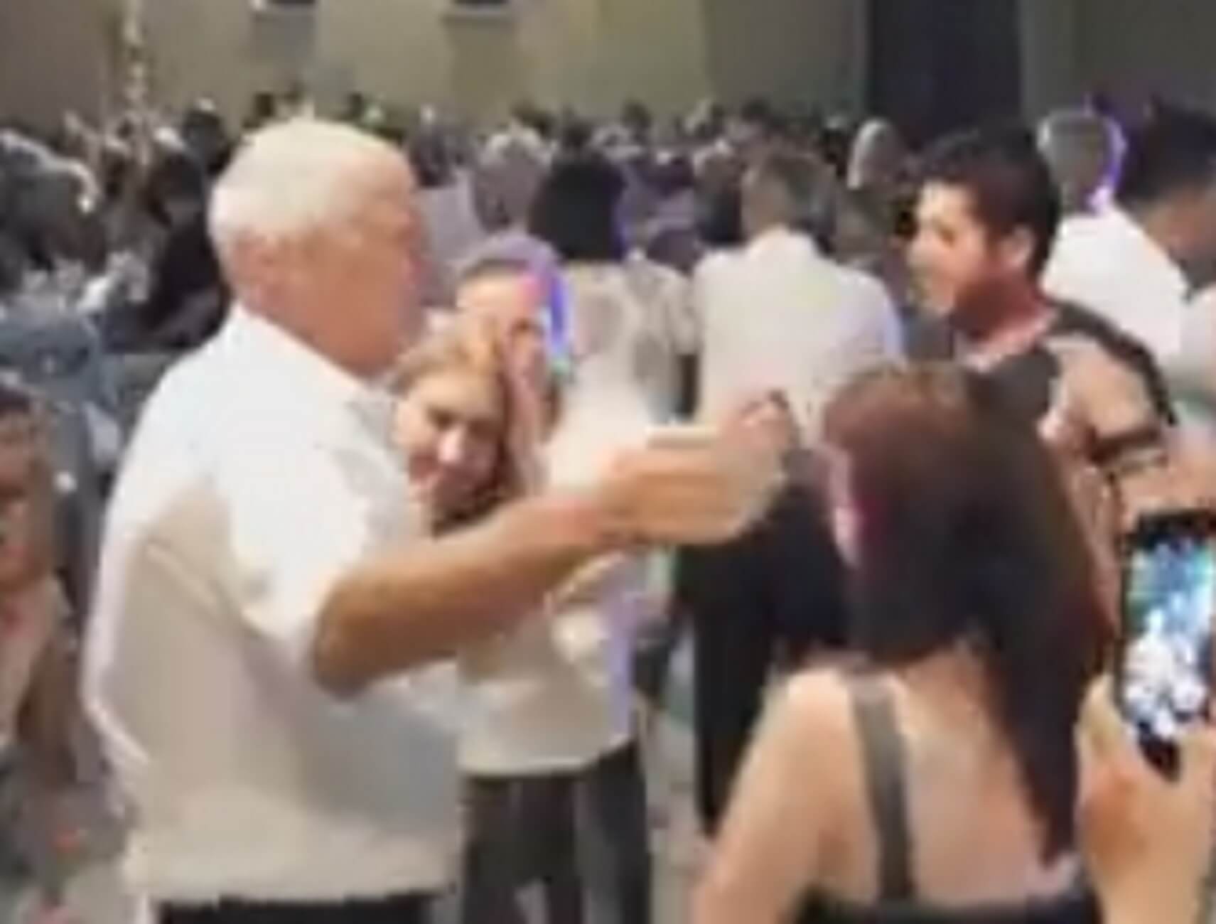 Εκλογές 2019: Ο χορός του Γιώργου Παπανδρέου στην Αχαϊα – Έτσι έβαλε φωτιά στο πανηγύρι – video