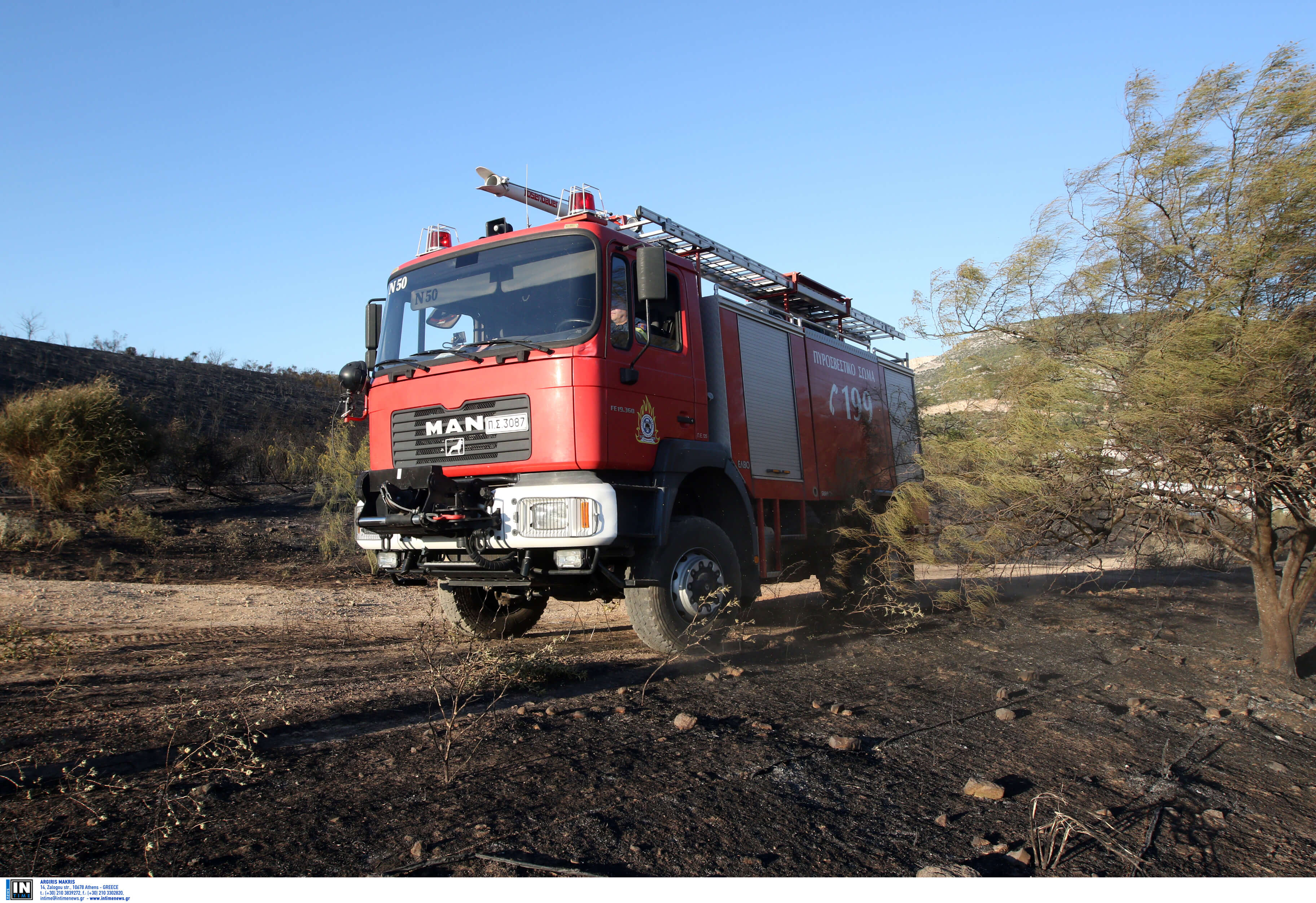 Φωτιά στη Ζάκυνθο – Δεν απειλούνται σπίτια