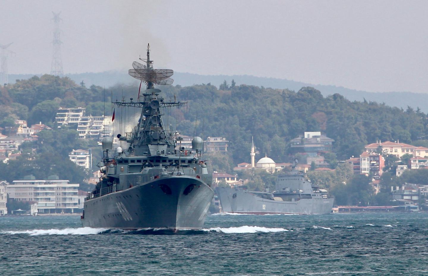 Οι Ρώσοι προκαλούν τις ΗΠΑ σχεδιάζοντας κοινή ναυτική άσκηση με το Ιράν στα στενά του Ορμούζ