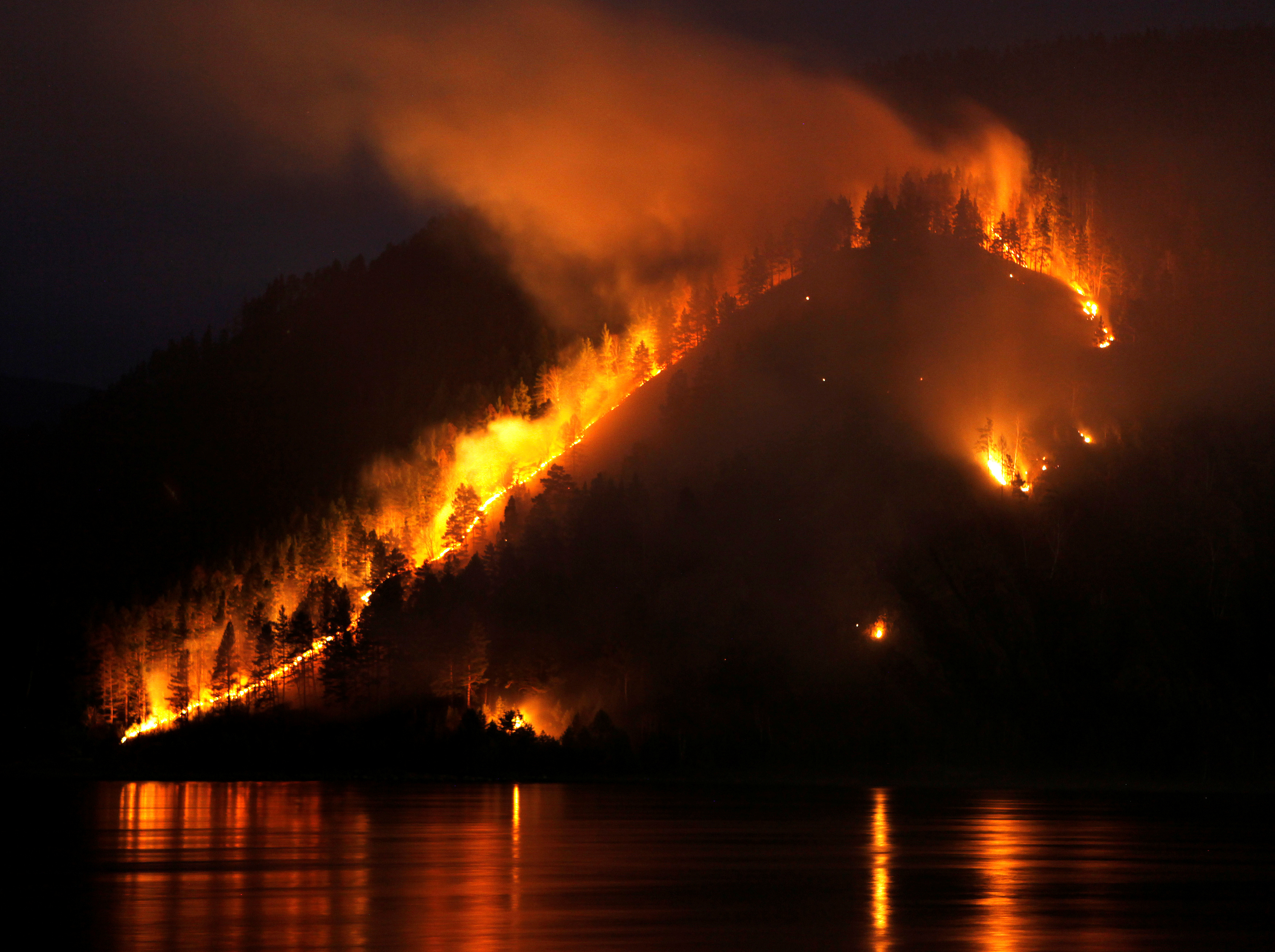Σιβηρία: 232 φωτιές καίνε τα πάντα! Σε κατάσταση έκτακτης ανάγκης το Κρασνογιάρσκ και το Ιρκούτσκ – video