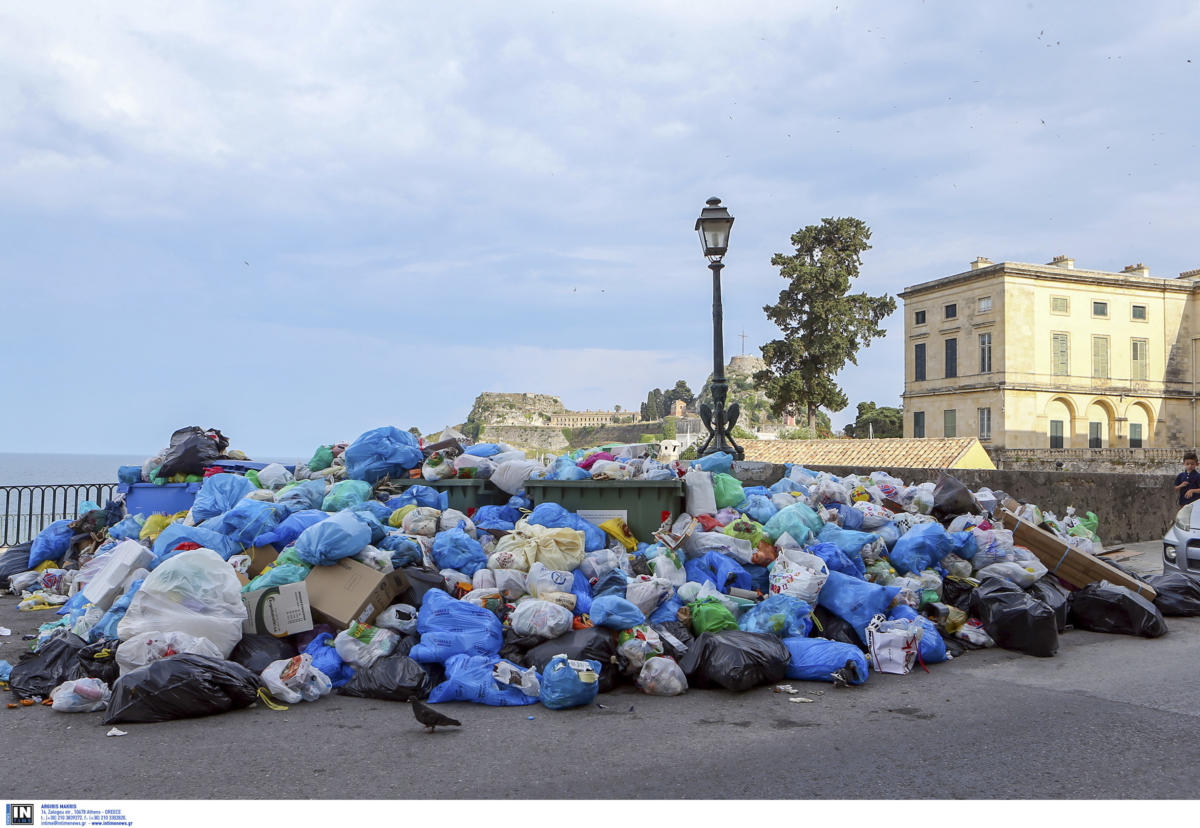 Κέρκυρα: Τα σκουπίδια “πνίγουν” το πανέμορφο νησί – “Δεν επιτρέπεται αυτή η εικόνα”!