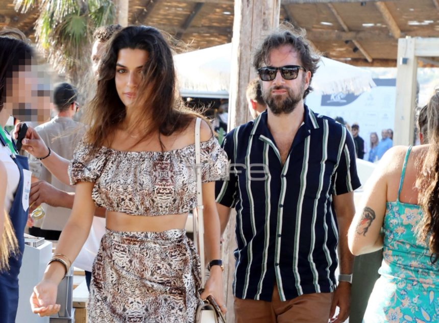 Τόνια Σωτηροπούλου – Κωστής Μαραβέγιας: Ερωτευμένοι στην Μύκονο!