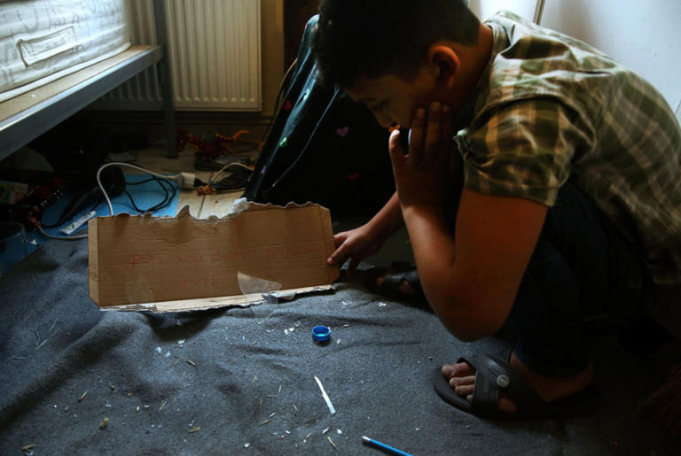Ακαδημαϊκός ο φερόμενος ως αρχηγός της ναζιστικής οργάνωσης "Κρυπτεία" – Πετούσε πέτρες σε 11χρονο αγόρι