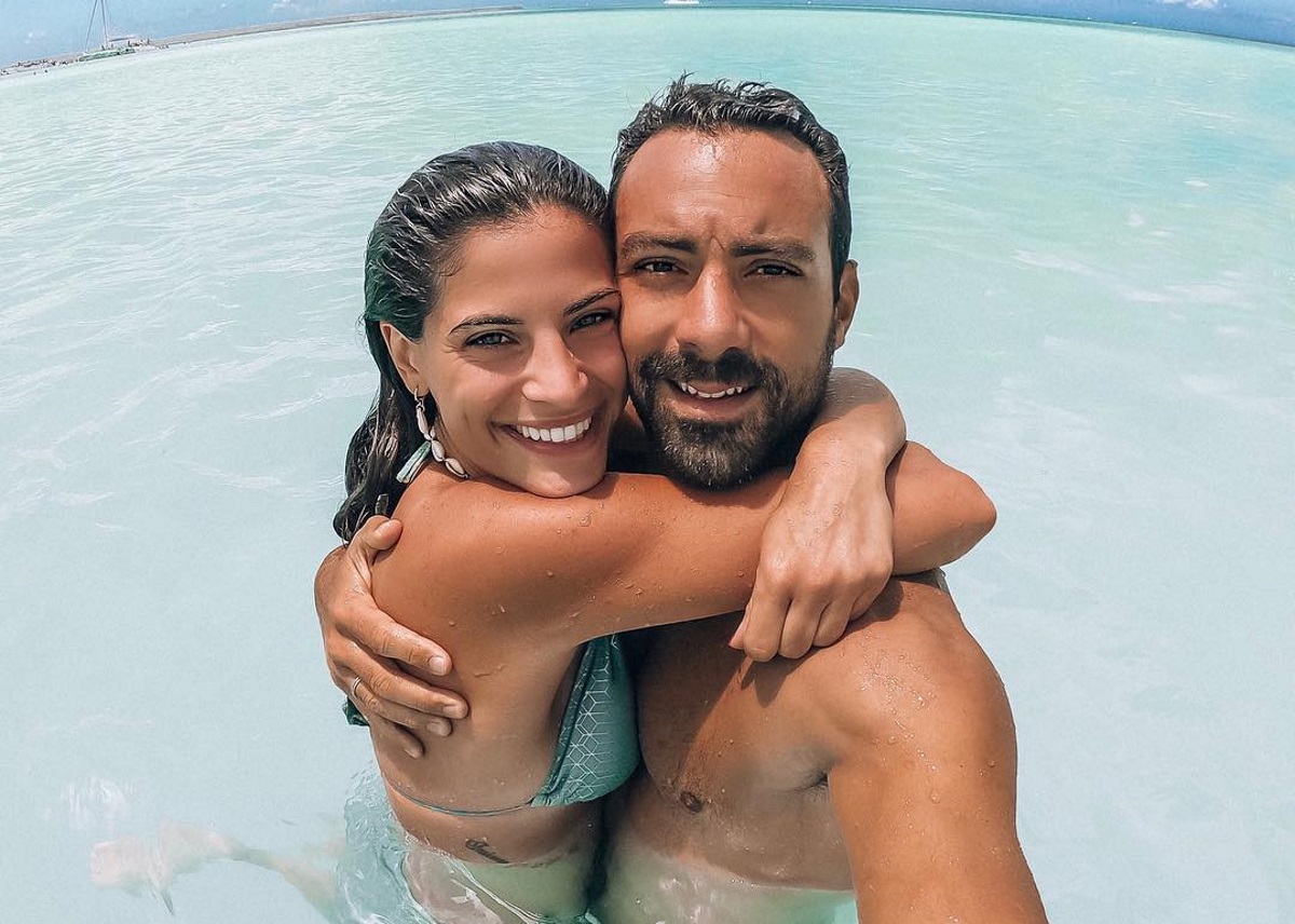 Χριστίνα Μπόμπα – Σάκης Τανιμανίδης: Δεν θα πιστέψετε γιατί αναχώρησαν από την Μύκονο