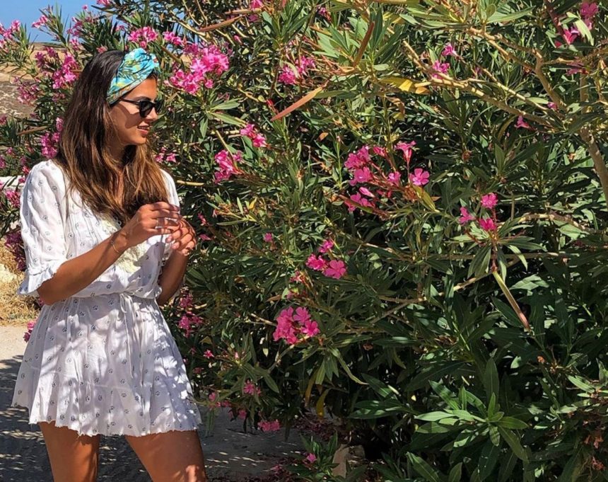 Σταματίνα Τσιμτσιλή: Με την Μάρα Ζαχαρέα στην παραλία! Ποζάρουν με μαγιό και “ρίχνουν” το Instagram