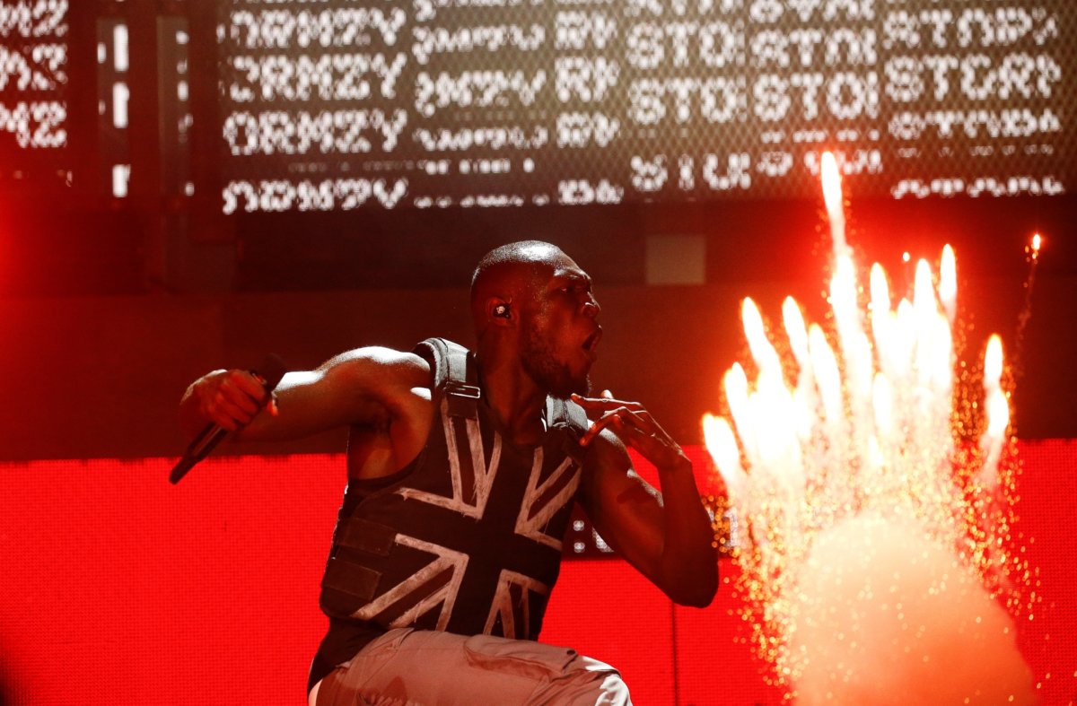 O Stormzy έγραψε ιστορία με την εμφάνισή του στο Φεστιβάλ Γκλάστονμπερι