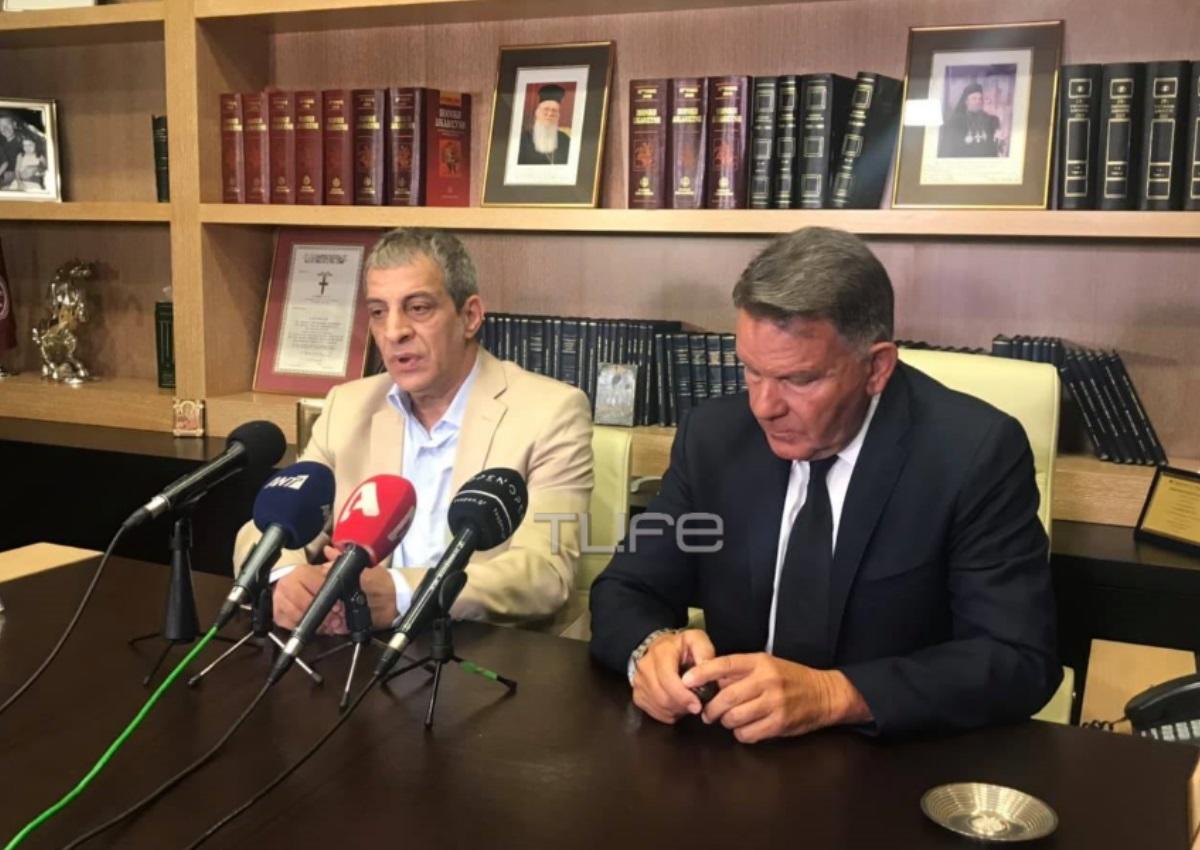 Θέμης Αδαμαντίδης: Έδωσε συνέντευξη Τύπου μετά τον ξυλοδαρμό του – Οι πρώτες εικόνες του τραγουδιστή