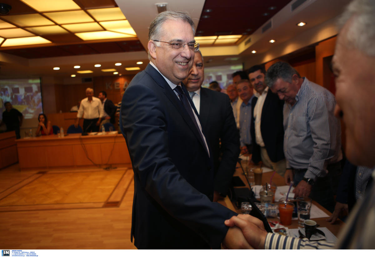 Υπουργός Εσωτερικών: Δεν θα αιφνιδιάσουμε ποτέ τους τοπικούς άρχοντες