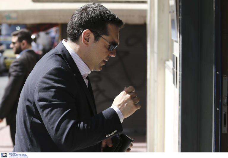 Τσίπρας: Η ΝΔ κλείνει δημόσια πανεπιστήμια για να ανοίξουν ιδιωτικά