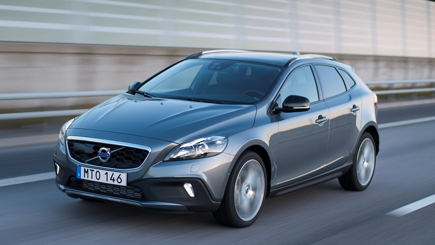 H Volvo σταματά την παραγωγή του V40