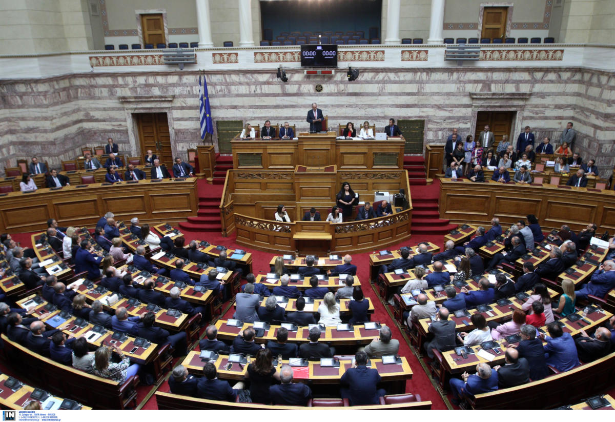 Βουλή: Εκλέχθηκαν και οι νέοι αντιπρόεδροι