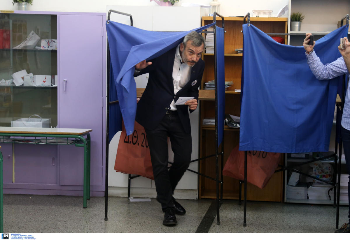Εκλογές 2019: Χαλαρός και ευδιάθετος ο Κωνσταντίνος Ζέρβας – “Κλείνει ένας μεγάλος κύκλος” – video