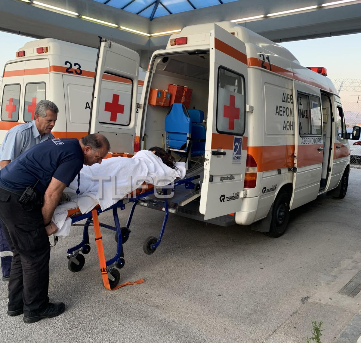 Ελληνίδα τραγουδίστρια κατέρρευσε μέσα στο αεροπλάνο! Φωτογραφίες