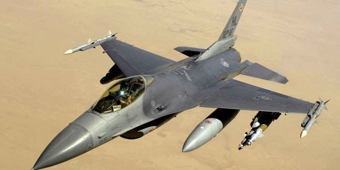 F-16: 14 νέα αμερικανικά «γεράκια» θα παραλάβει η Σλοβακία