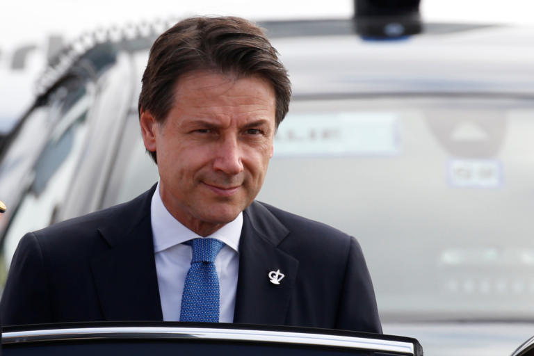 Ιταλία: Το Δημοκρατικό Κόμμα φέρεται να δέχεται να παραμείνει πρωθυπουργός ο Κόντε