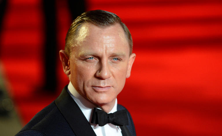 https://www.newsit.gr/wp-content/uploads/2019/08/JAMES-BOND-768x470.jpg