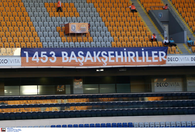 Μπασακσεχίρ – Ολυμπιακός: Προκλητικό πανό από τους Τούρκους! pic