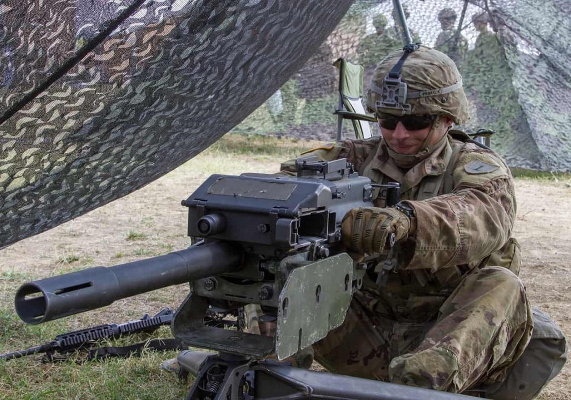 Το ΝΑΤΟ στέλνει Αμερικανούς πεζοναύτες σε άσκηση οπλικών συστημάτων στη Βουλγαρία [pics]